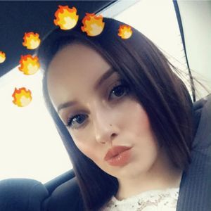 Meet your Posher, Caylie